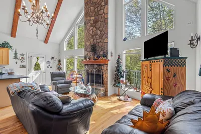 Image de En ville sur la rivière Chattahoochee!