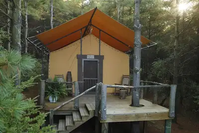 Image de Tente de luxe Eagles Nest