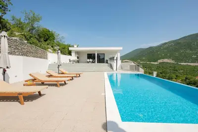 Image de Belle maison de 3 chambres à Zagvozd