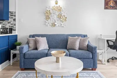 Image de Appartement Golden Era Oceanfront! ~ Le Palais 1702