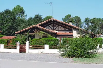Image de Villa à Vieux Boucau pour 6 pers. , proche plage, jardin, terrasse sud, cheminée, parking privé
