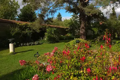 Image de Maison Gîte 12 personnes avec jardin dans un bourg du Gatinais, proche rivière.
