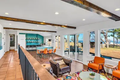 Image de Lago Vista-nouvellement classé / rénové! ! (Maison principale)