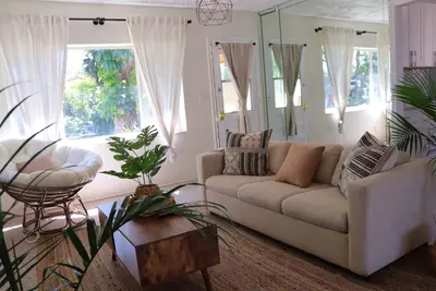 Image de Adorable Cottage étapes de la plage! ! ! Capacité d'accueil jusqu'à 8