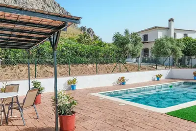 Belle maison à Cañete la Real