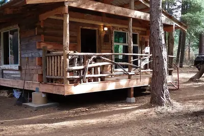Image de Cabine Serenity sur une éco-réserve de 200 acres