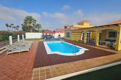 Image de Villa de golf à El Descanso-600m de la plage, Caleta Fuste-Fuerteventura