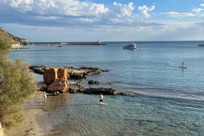 Image de Maison Entre Mer & Montagne Dans Un Petit Village Au Milieu Des Orangers