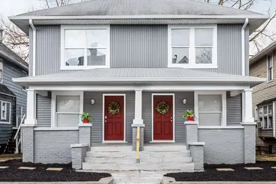 Image de Pratique et spacieux Dwtn House - 14-16 personnes - Minutes du Convention Center