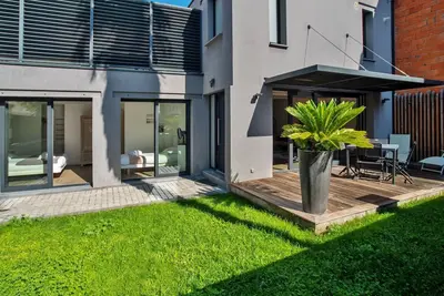 Image de La Dépendance, Magnifique maison avec jardin