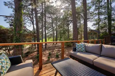 Image de Five on 5 | Sleeps 8 | Golf Front | Game Room