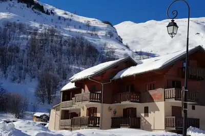 Image de Appartement plein sud au calme à proximité des pistes avec vue sur le Galibier