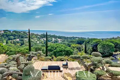 Image de 5 étoiles deluxe propriété à La Nartelle avec vue mer époustouflante