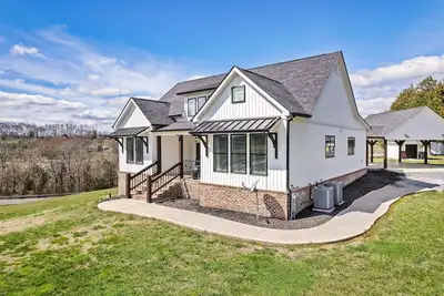 Superbe ferme avec vue sur la montagne!