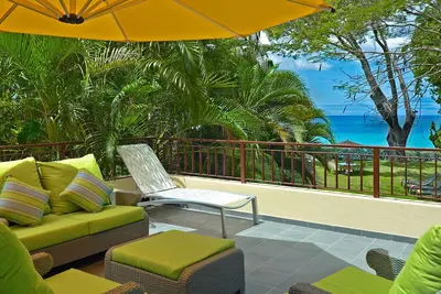 Image de Beachfront 2-bed Villa with Plunge Pool - Church Point 2