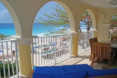 Image de Beachfront Condo with Pool - Sapphire 201 (2 bed)