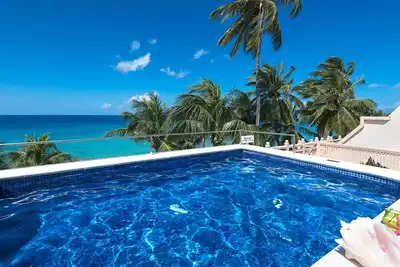Image de Beachfront Condo with 2 Plunge Pools - Reeds House 1