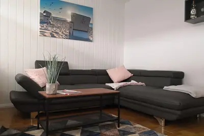 Image de Appartement fantastique pour les familles nombreuses non loin de la digue, de la ville et du lagon