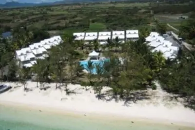 Image de Belle-Mare Plage Villa 1 A