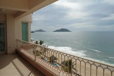 Image de Magnifique condo de plage à Mazatlan