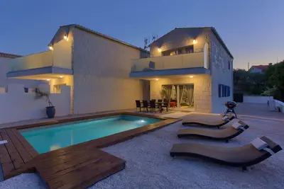 Pax maisons avec piscine privée