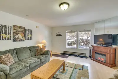 Image de Nouveau! Retraite de ski Wolf Lodge - 17 Mi. à 3 stations!