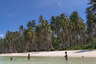 Image de Petit-déjeuner gratuit et proche de la plupart des destinations Landtour à Siargao