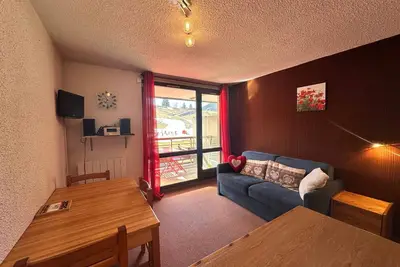 Image de Studio cabine avec balcon sud, proche centre, pistes de luge et piscine