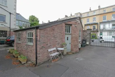 Image de The Coach House, Clifton + Stationnement - Airbristol