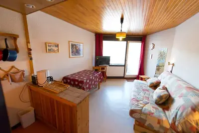 Image de 200m du centre station, 3ème étage, balcon, télévision, 25m², Vars