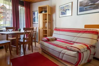 Image de 200m du centre station, 3ème étage, vue montagne, balcon, télévision, 25m², Vars