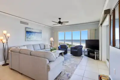 Image de 5409 Hampton Place: 3 Br / 3 villas Ba en bord de mer à Hilton Head Island, pour 8 personnes