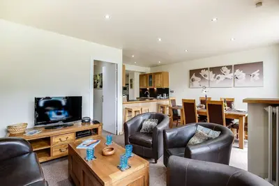 Image de Appartement de charme 3 pièces 7 personnes à Tignes proche des commerces, du bowling, de la piscine  et des pistes dans le quart