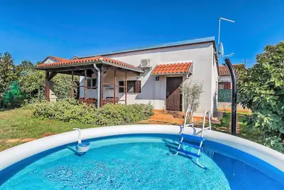 Image de House 974/2620 (Istria - Valbandon), 2300m from the beach