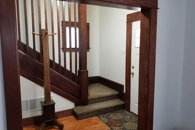 Image de Located in Bucklin, Kansas. Comfortable 2 story house.