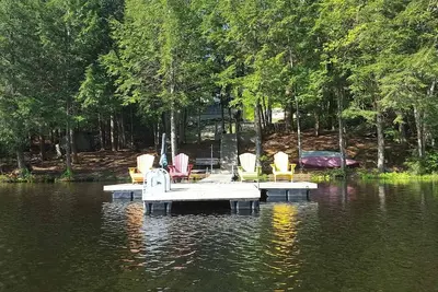 Image de Cottage rustique au bord du lac TuckAway à Muskoka