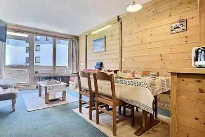 Image de Appartement de charme 6 personnes à Tignes proche des pistes et des commerces dans le quartier du Val Claret. Appartement situé