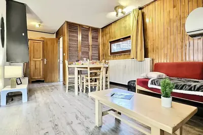 Image de Appartement 2 pièces  5 personnes à Tignes proche des pistes et des commerces dans le quartier du Val Claret. Appartement situé