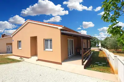 Image de Apartment 1403/13168 (Istria - Fažana), 400m from the beach