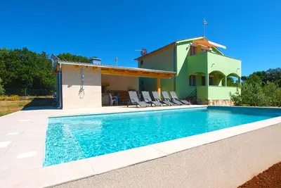 Image de House 1548/15836 (Istria - Fažana), 3150m from the beach