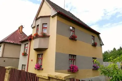 Image de Villa from 1932 in a quiet residential area. Free parking and free WiFi.