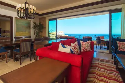 Image de Suite PRÉSIDENTIELLE Disponible Pour NOËL! !