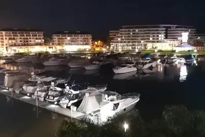 Image de departamento 2 ambientes apto 4 huespedes con la mejor vista de Nordelta