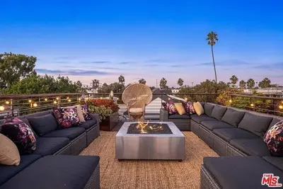 Image de Maison sophistiquée, calme et architecturale à quelques pas des restaurants Abbot Kinney