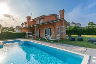 Image de Villa avec piscine privée à Albarella