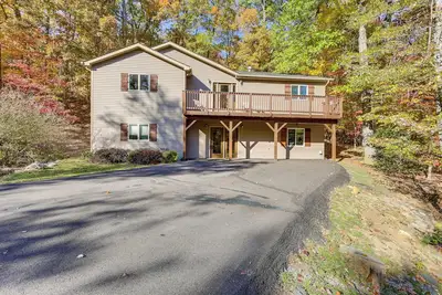 Image de Nouveau! McGaheysville Home Minutes to Ski & Golf