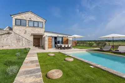 Image de Magnifique villa 5 * en pierre