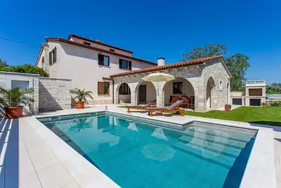 Image de Charmante maison en pierre Casa Mia avec piscine privée