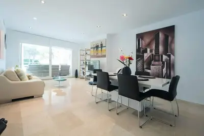 Image de Appartement avec 2 chambres modernes à la plage Marbella Est