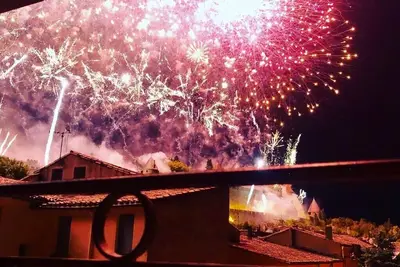 Image de Bohème - Chic à La Cité : 4 couchages!